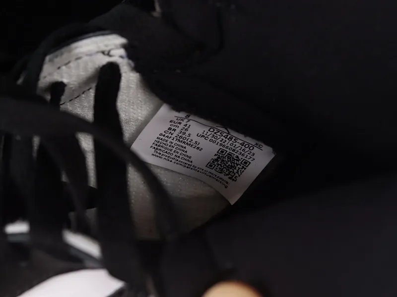 All categories Air Jordan Jordan series basketball shoes Air Jordan 1 High X version Air Jordan 1 High OG "UNC Toe" AJ1 Joe 1 black and blue toe DZ5485-400